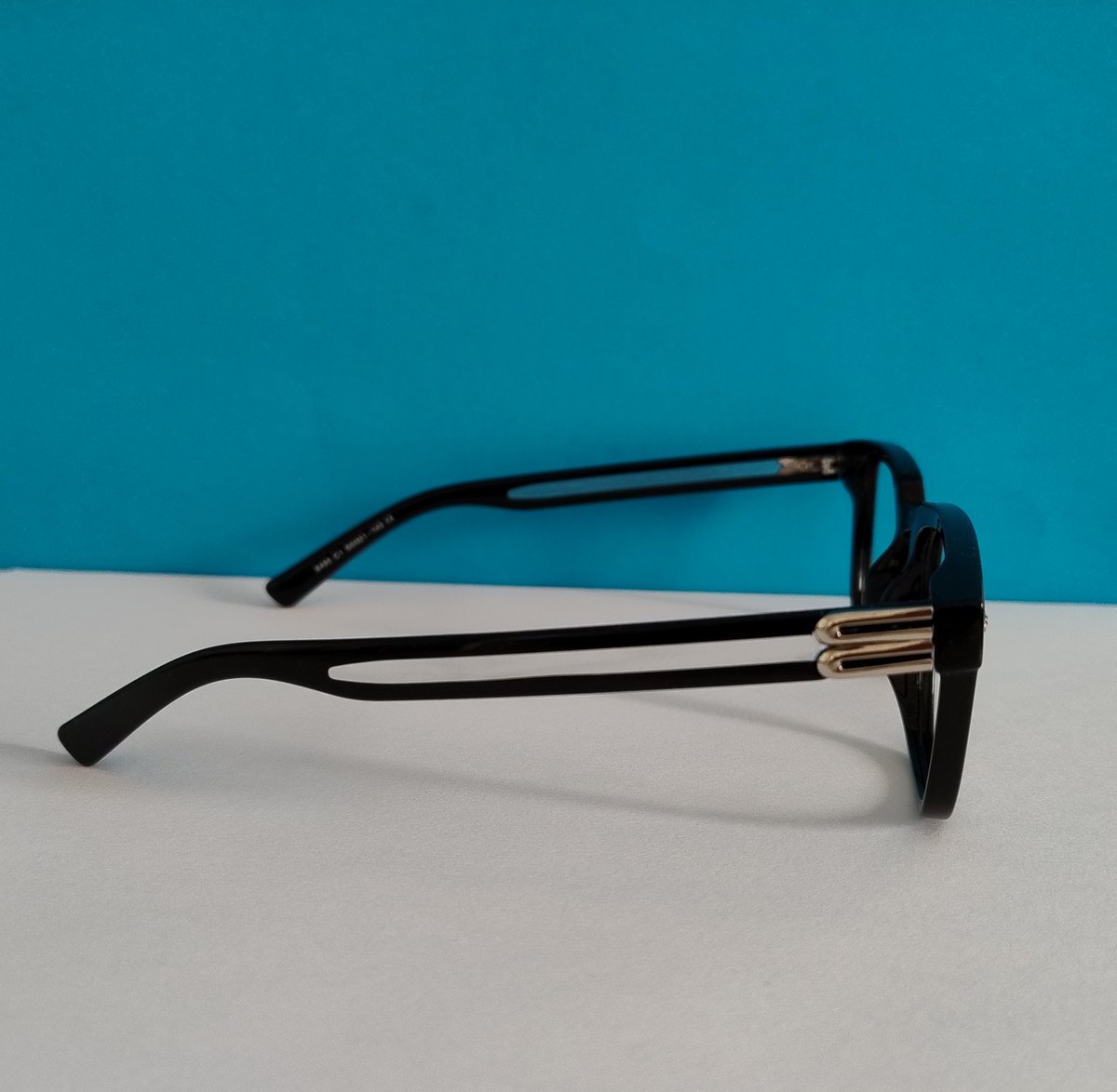GAFA LUZ AZUL 8495 C1 03