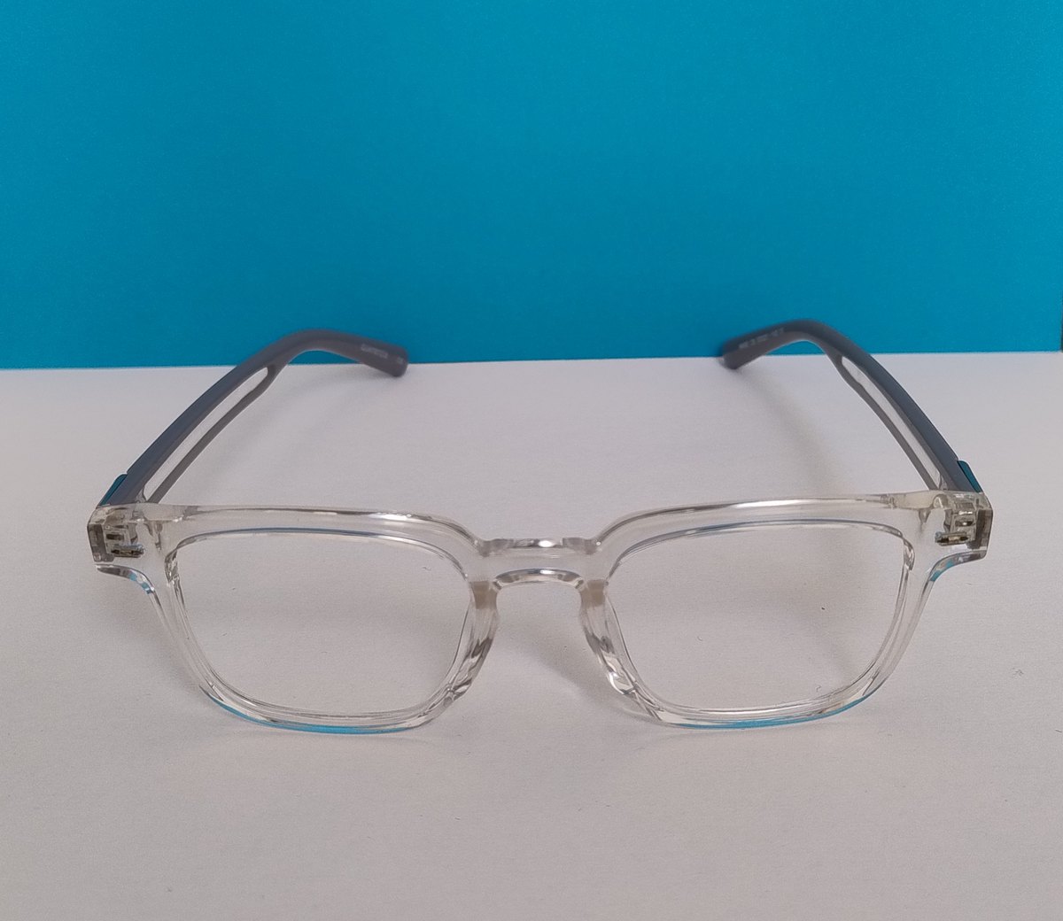 GAFA LUZ AZUL 8495 C6 01