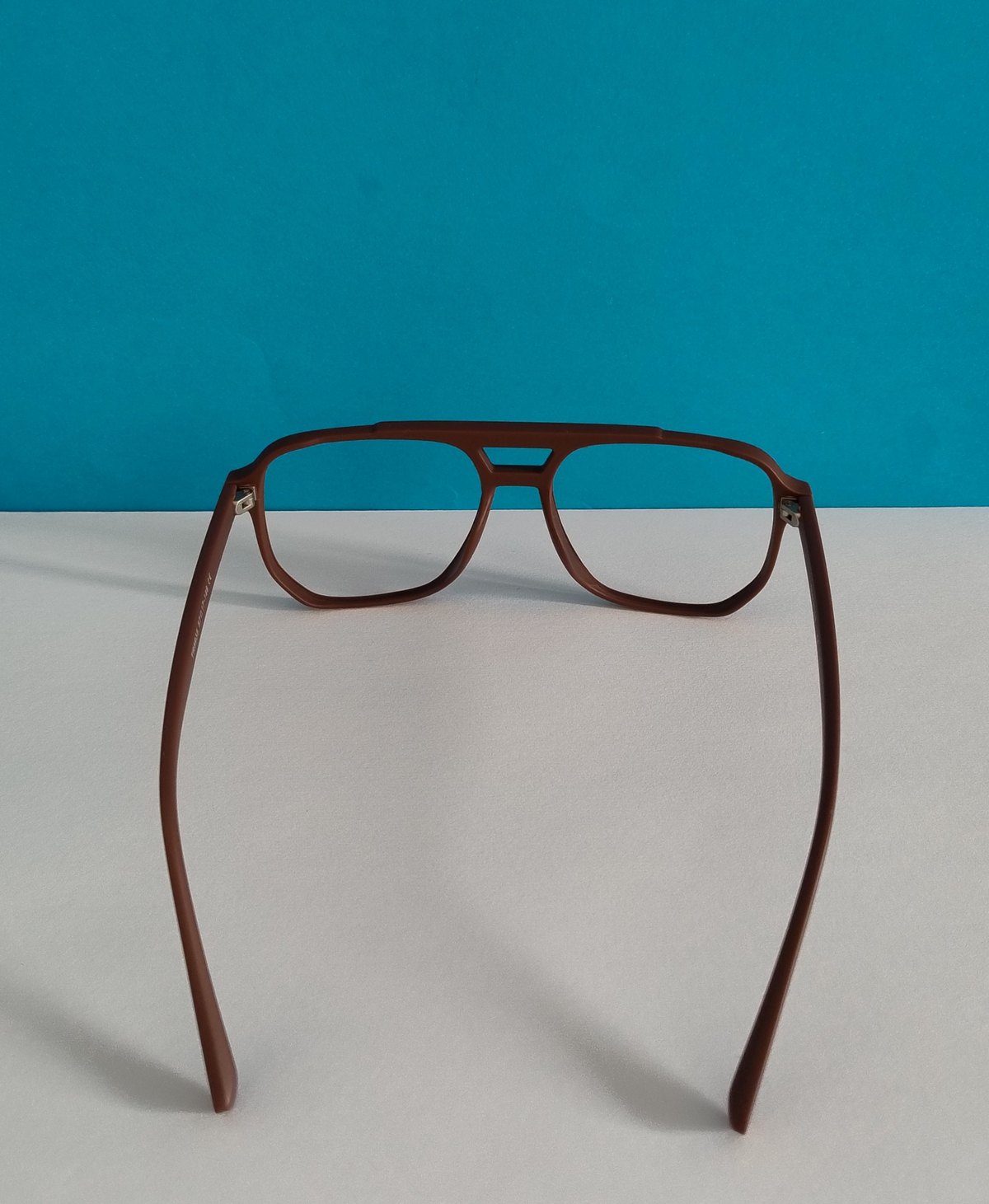 GAFA LUZ AZUL HT8935 04