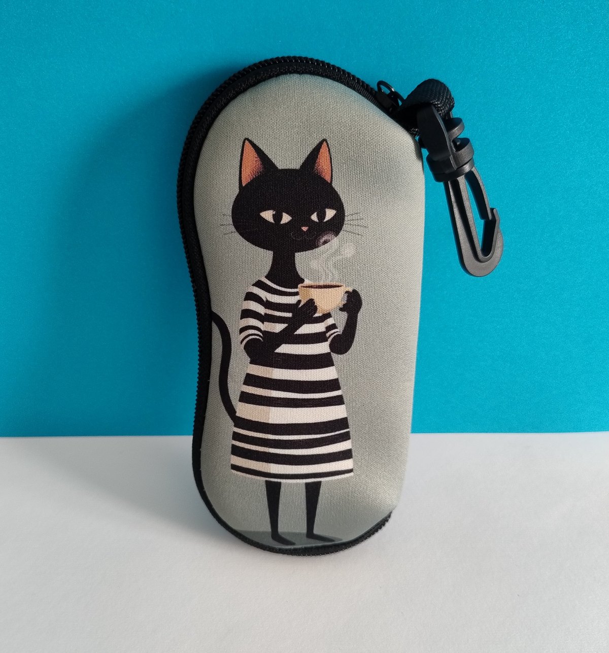 GATO TAZA 2 01